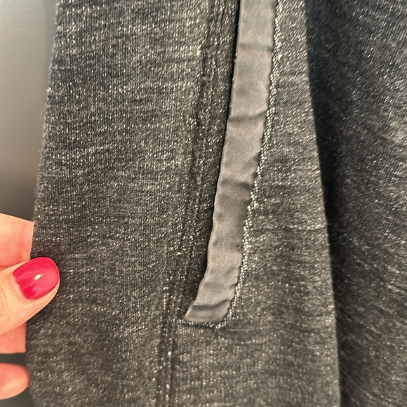 Lululemon wool-blend joggers - Picture 5 of 6